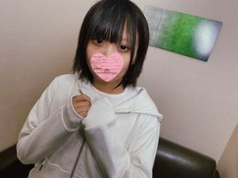 FC2PPV-3108091 経験少なめの色白ショートカットが似合う癒し系な彼女に思わず中出してしまいました。