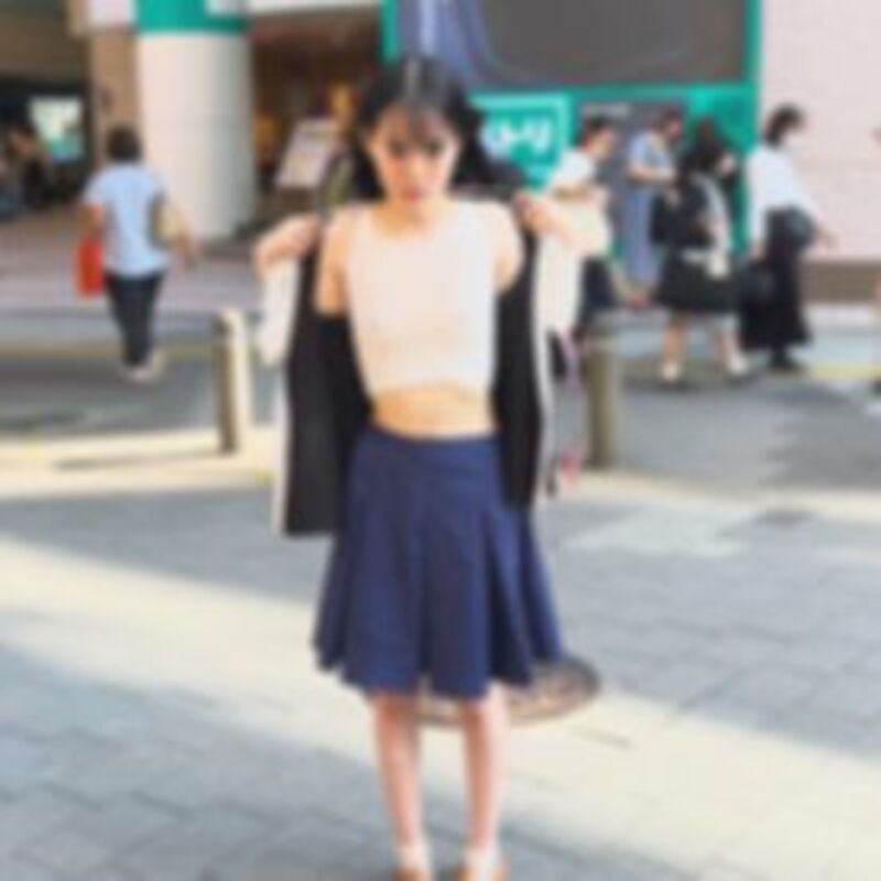 FC2PPV-4081626 ガチの街中露出。華奢な若くてかわいい子。なんでもOK