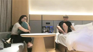 最近泡良成果，清纯大三学妹，酒店啪啪尽情享用良家诱人胴体   探花